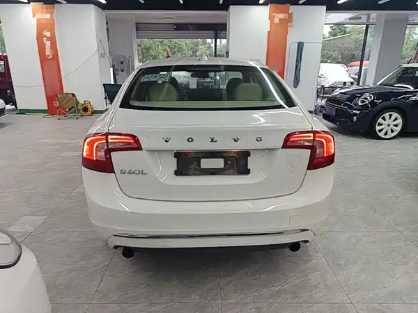 Volvo S60 2014