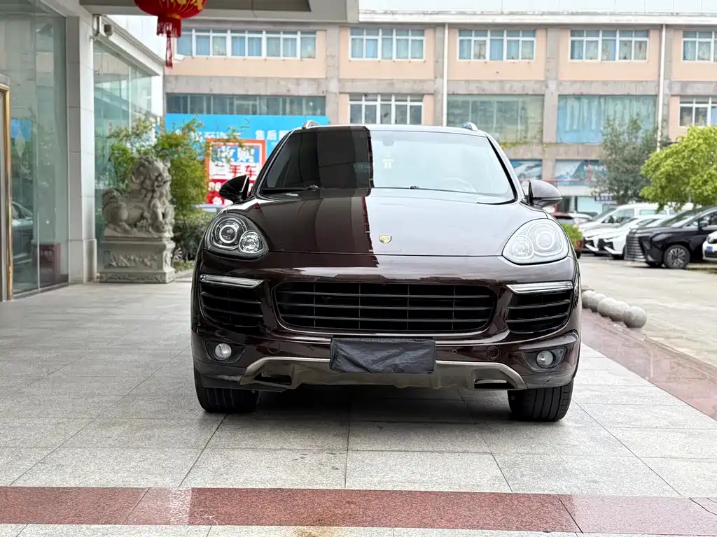 Porsche Cayenne 2017 — фото 2