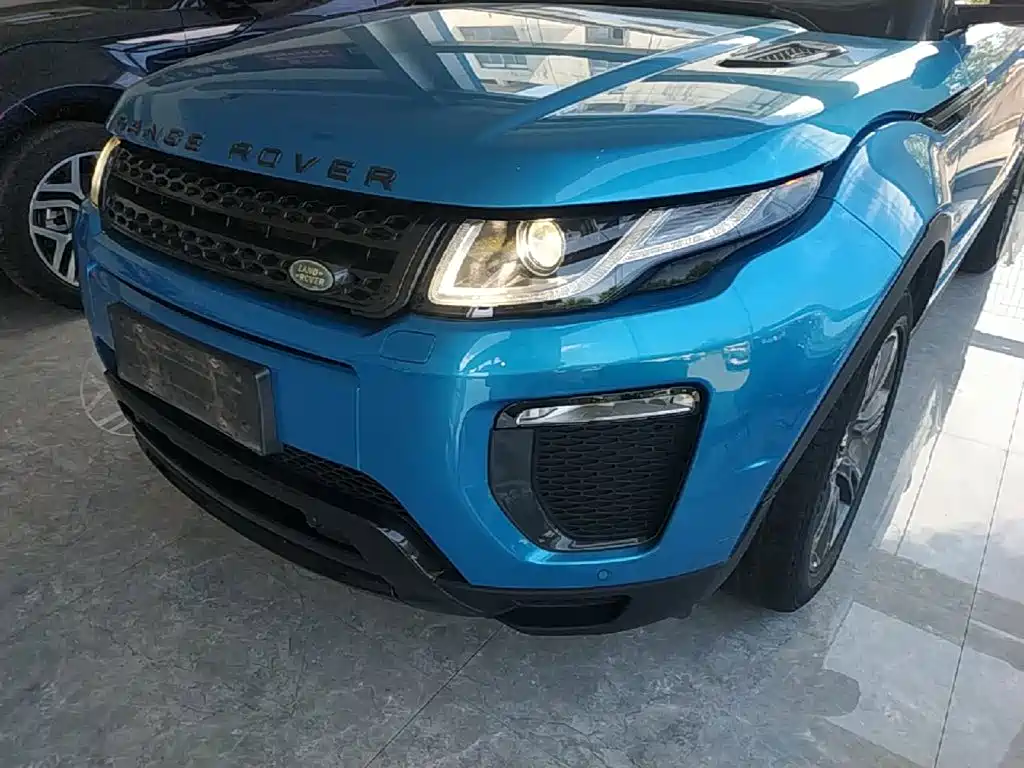 Land Rover Evoque 2018 — фото 24