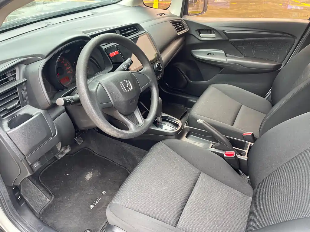 Honda Fit 2015 — фото 13