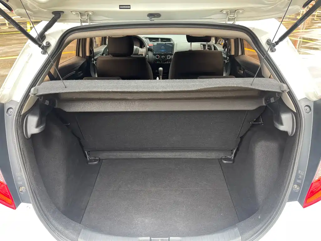 Honda Fit 2015 — фото 8