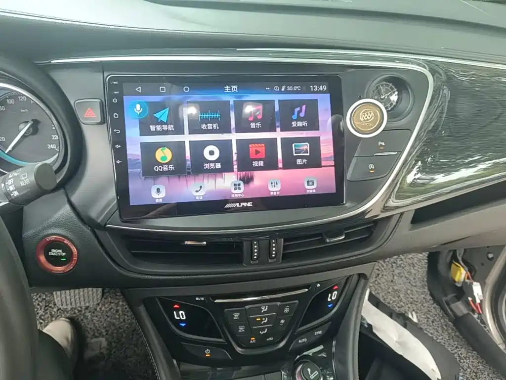 Buick Envision Plus 2016 — фото 13
