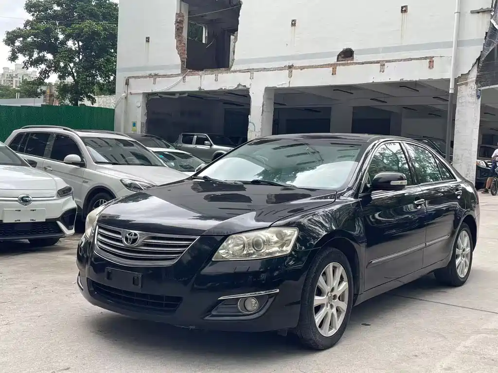 Toyota Camry 2008 — фото 1