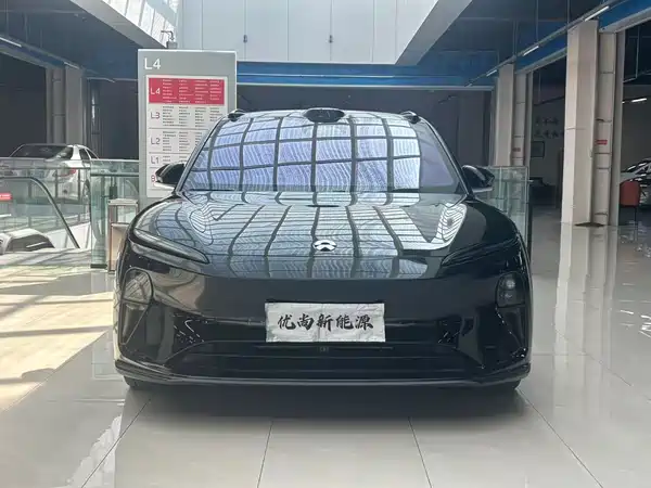NIO ET5T 2024