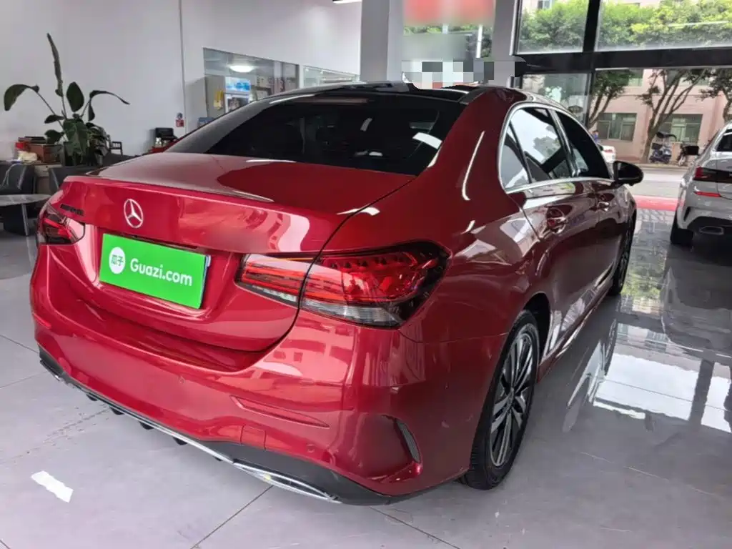 Mercedes-Benz A-Class 2020 — фото 5