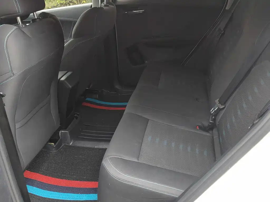 BYD e2 2021