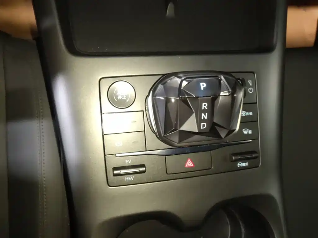 BYD Qin PLUS 2025 — фото 14