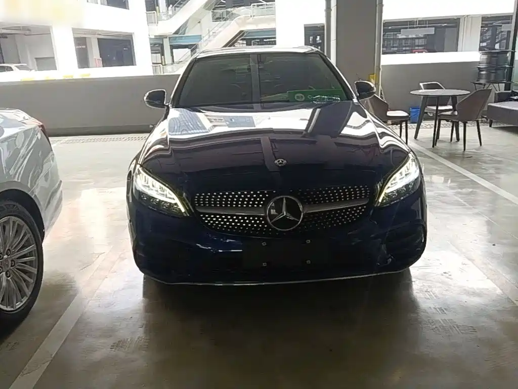 Mercedes-Benz C-Class 2021