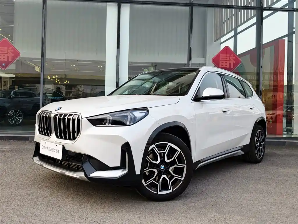 BMW X1 2025 — фото 1
