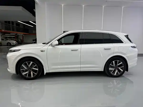 Li Auto L7 2023