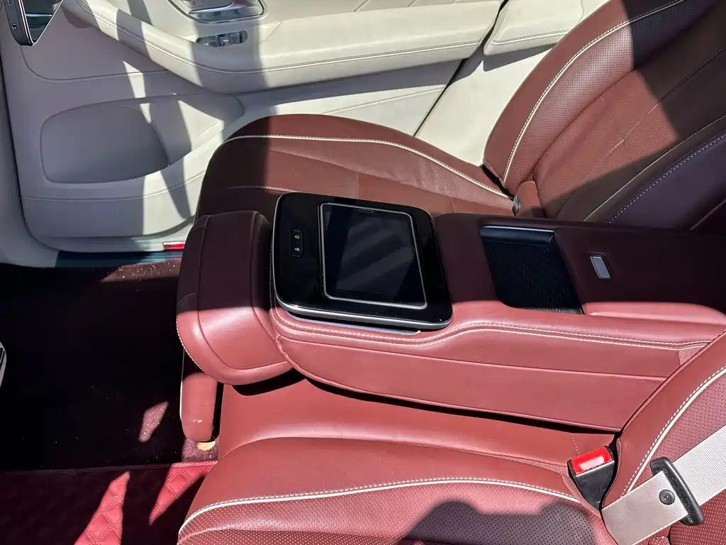 Mercedes-Benz GLS 2022 — фото 18
