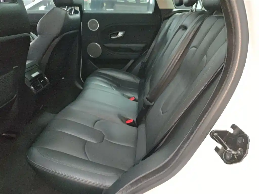Land Rover Evoque 2015 — фото 13