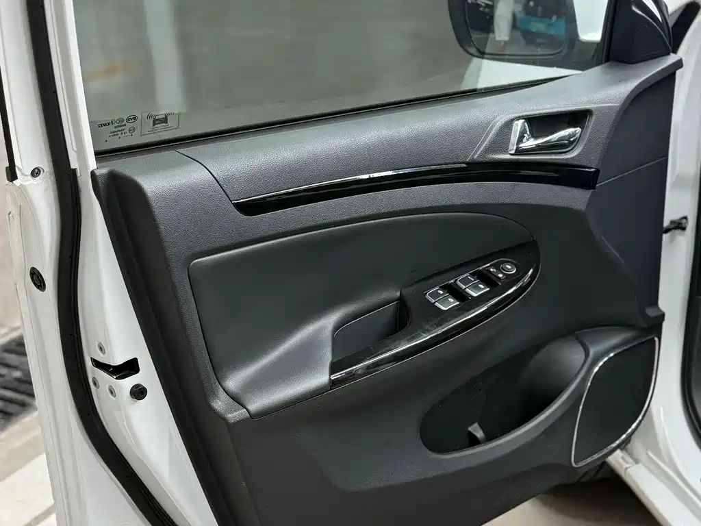 BYD e5 2016
