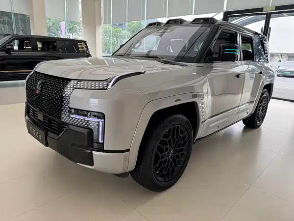 Yangwang U8 2026
