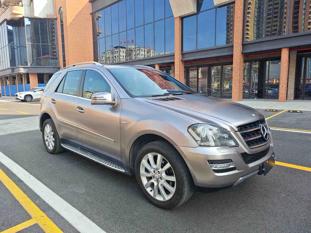 Mercedes-Benz M-Class 2011
