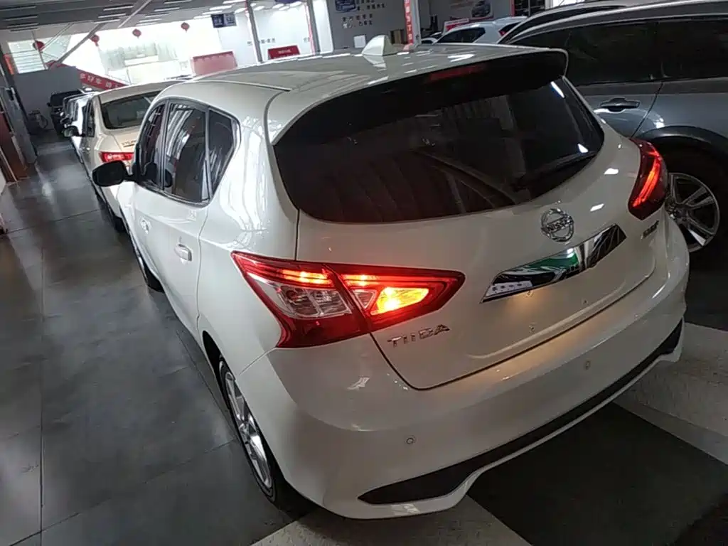 Nissan Tiida 2022