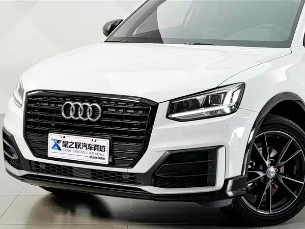 Audi Q2L 2021