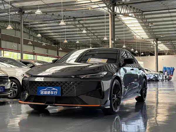 Changan UNI-V 2024