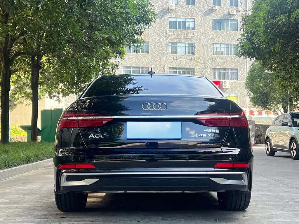 Audi A6L 2023 — фото 9