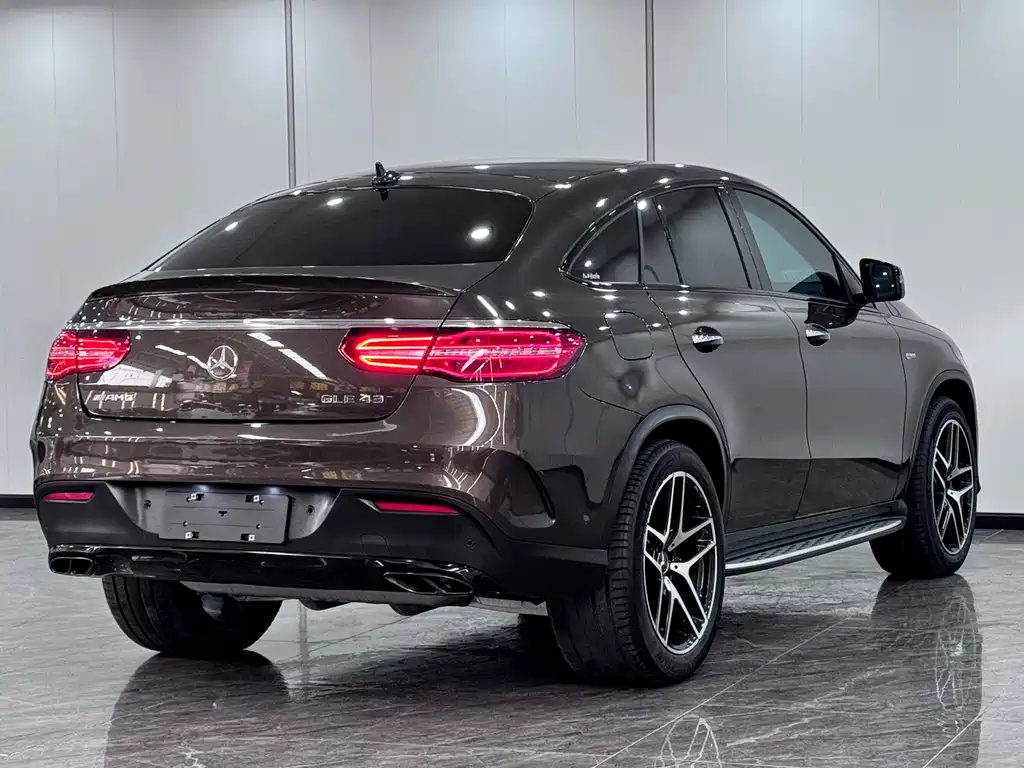 Mercedes-Benz GLE Coupe AMG 2018 — фото 4