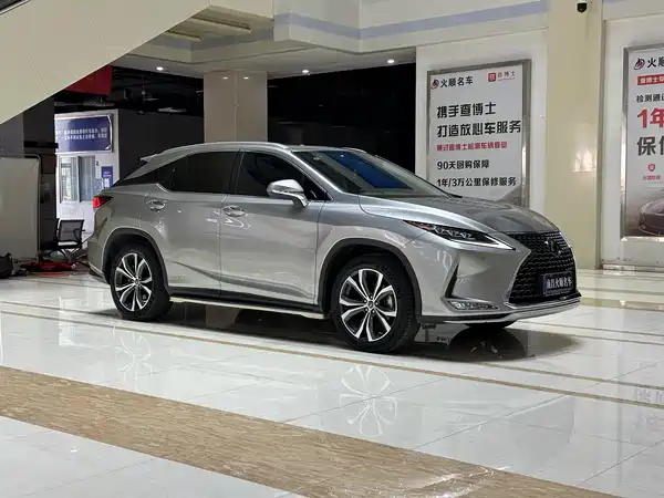 Lexus RX 2022