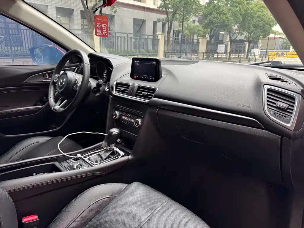 Mazda 3 Angkesela 2019