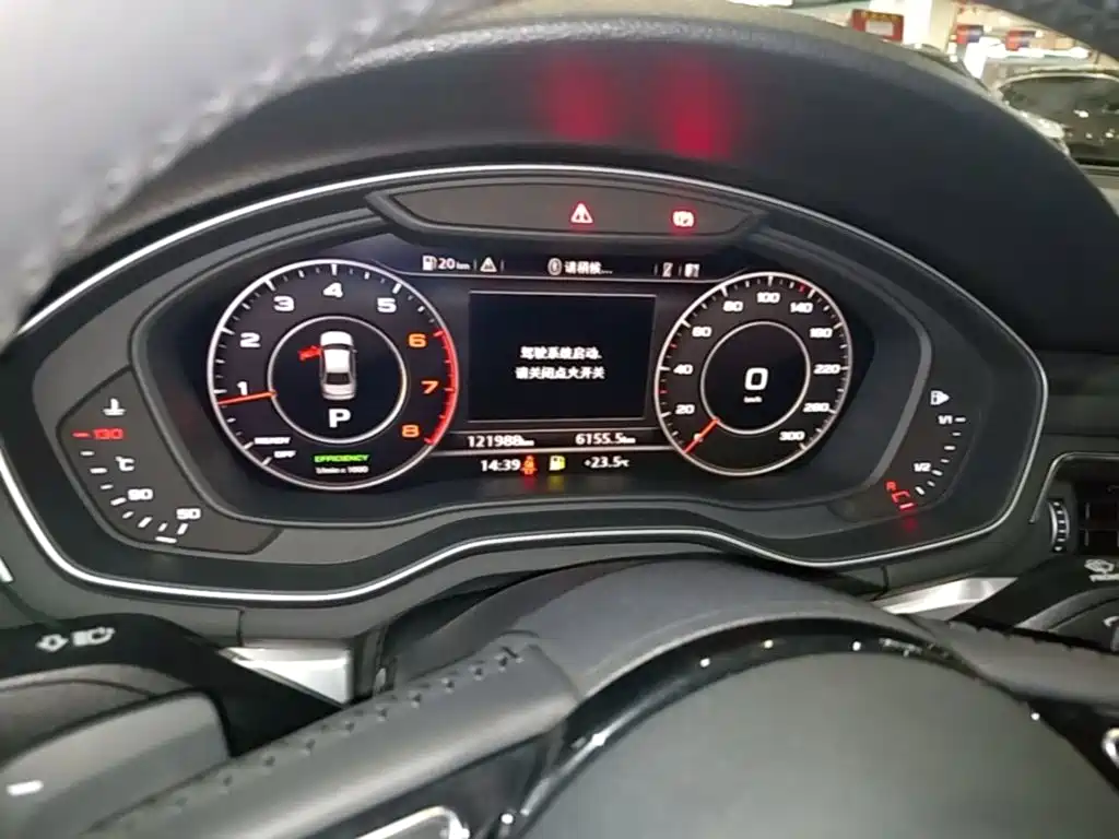 Audi A4L 2018 — фото 12