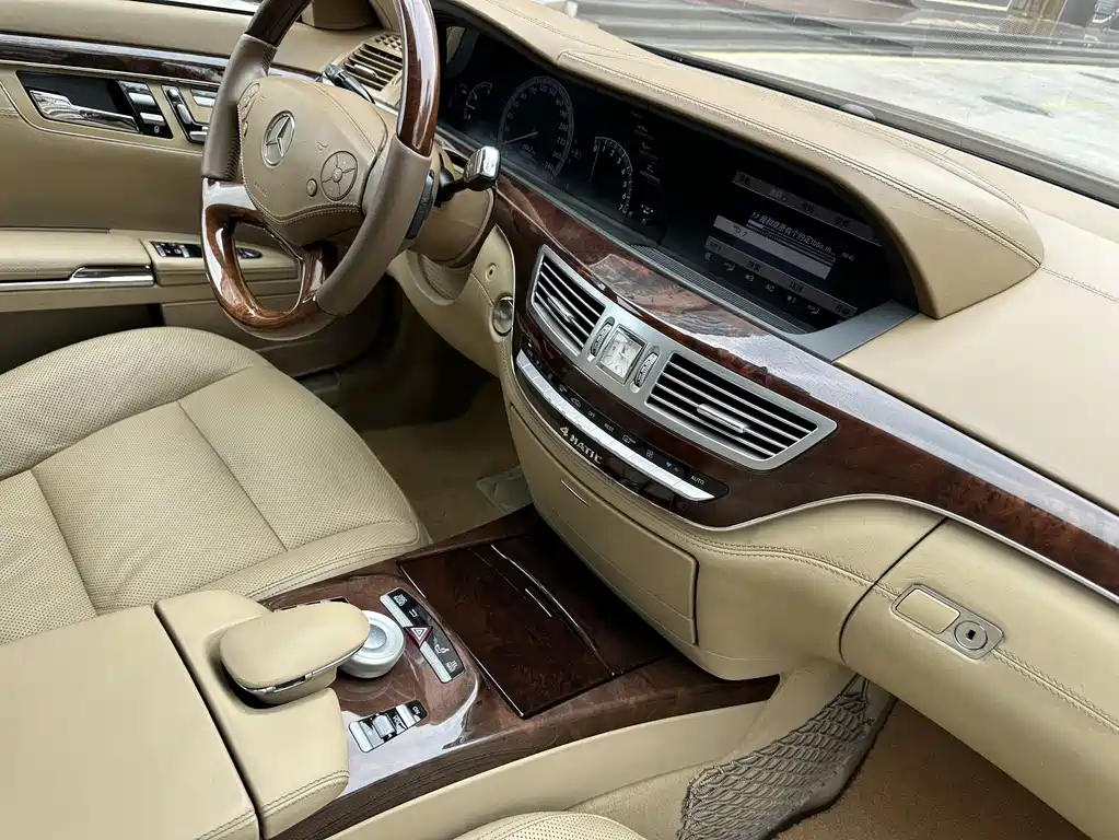 Mercedes-Benz S-Class 2011 — фото 12