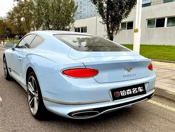 Bentley Continental 2022