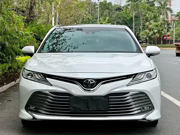 Toyota Camry 2019