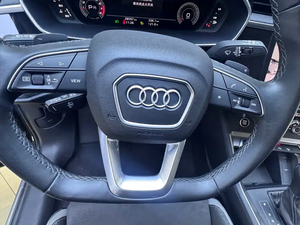 Audi Q3 2023 — фото 19