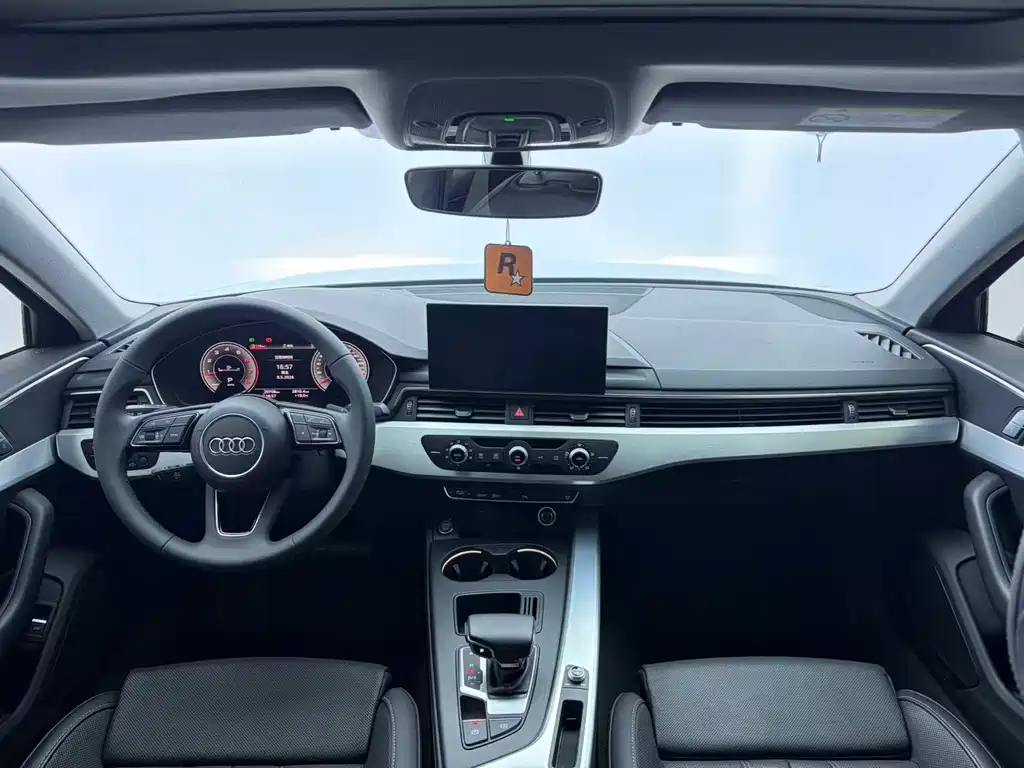 Audi A4L 2024 — фото 16