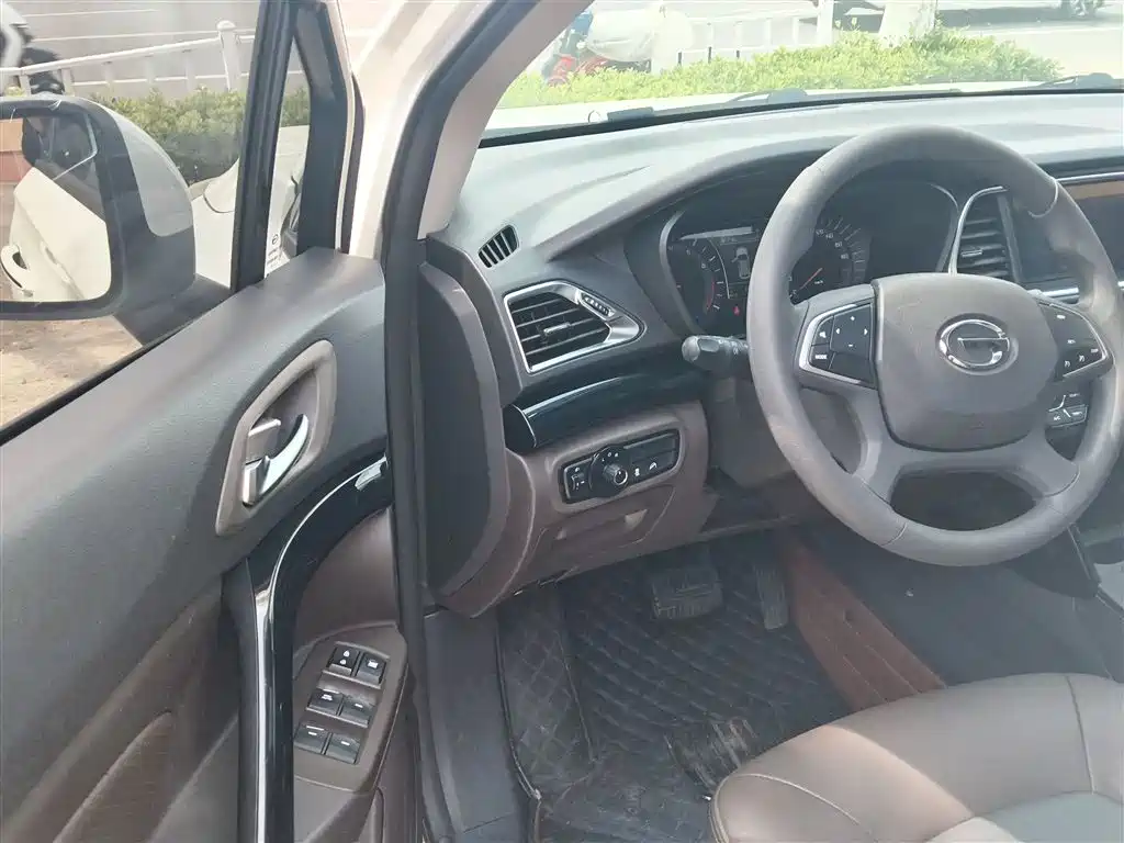 GAC Motor Trumpchi GS4 2017 — фото 16