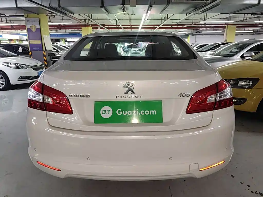 Peugeot 408 2016
