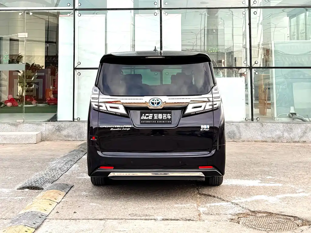 Toyota Vellfire 2021 — фото 5