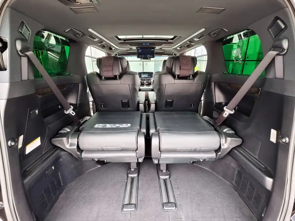 Toyota Vellfire 2021 — фото 20