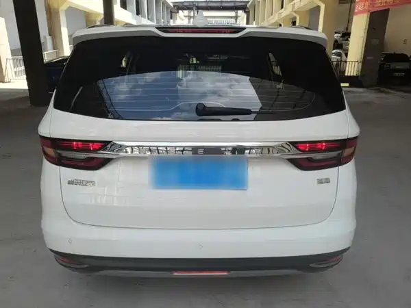 Geely Jiaji 2020