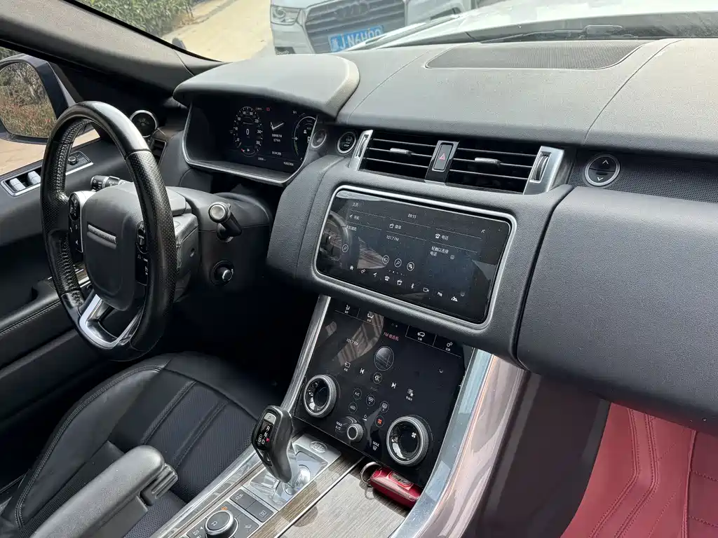 Land Rover Sport PHEV 2018 — фото 10