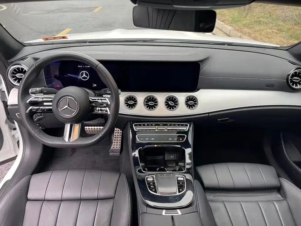 Mercedes-Benz E-Class 2023 — фото 10