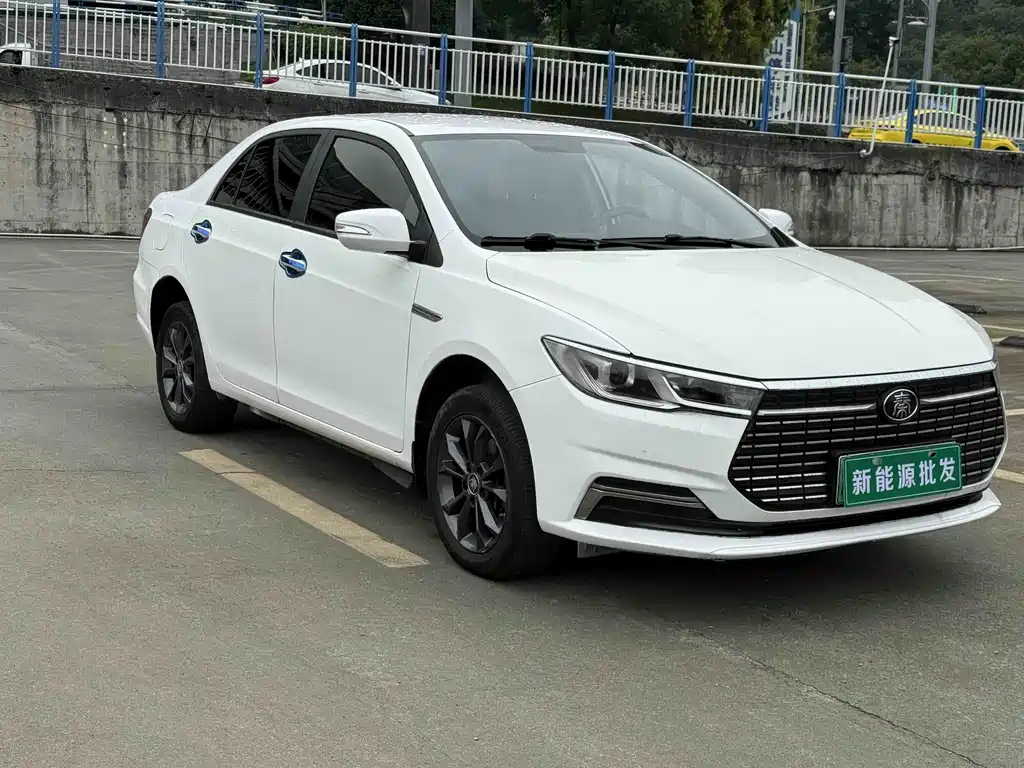 BYD Qin NEV 2021