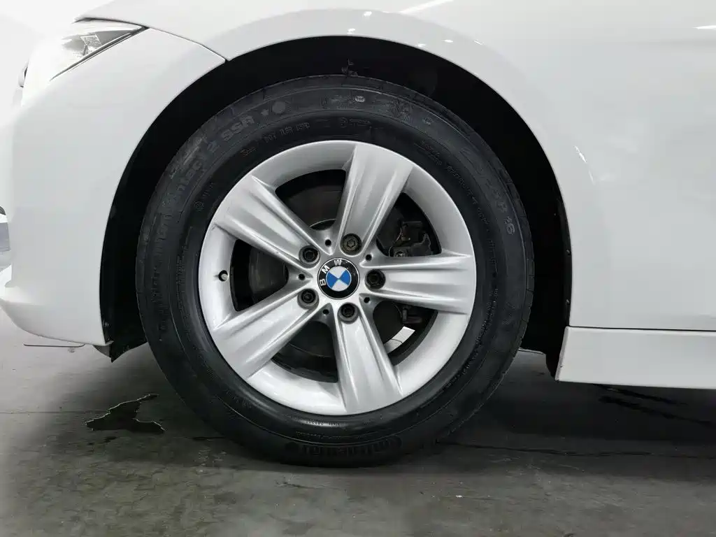 BMW 3 Series 2014 — фото 17