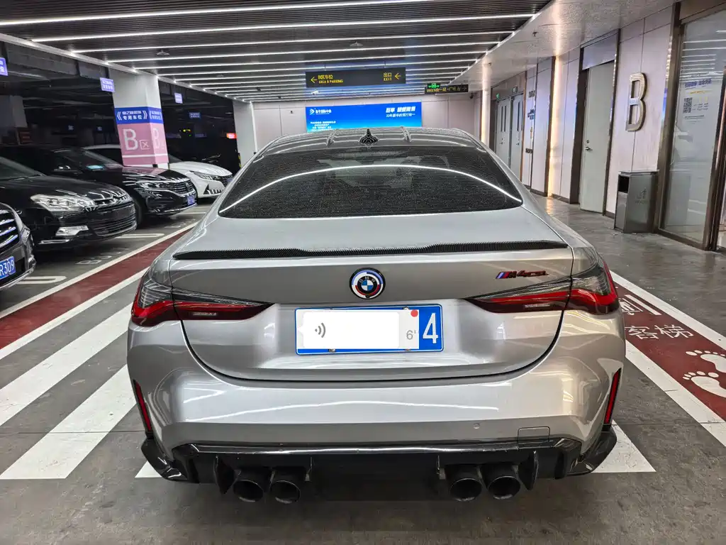 BMW M4 2022 — фото 12