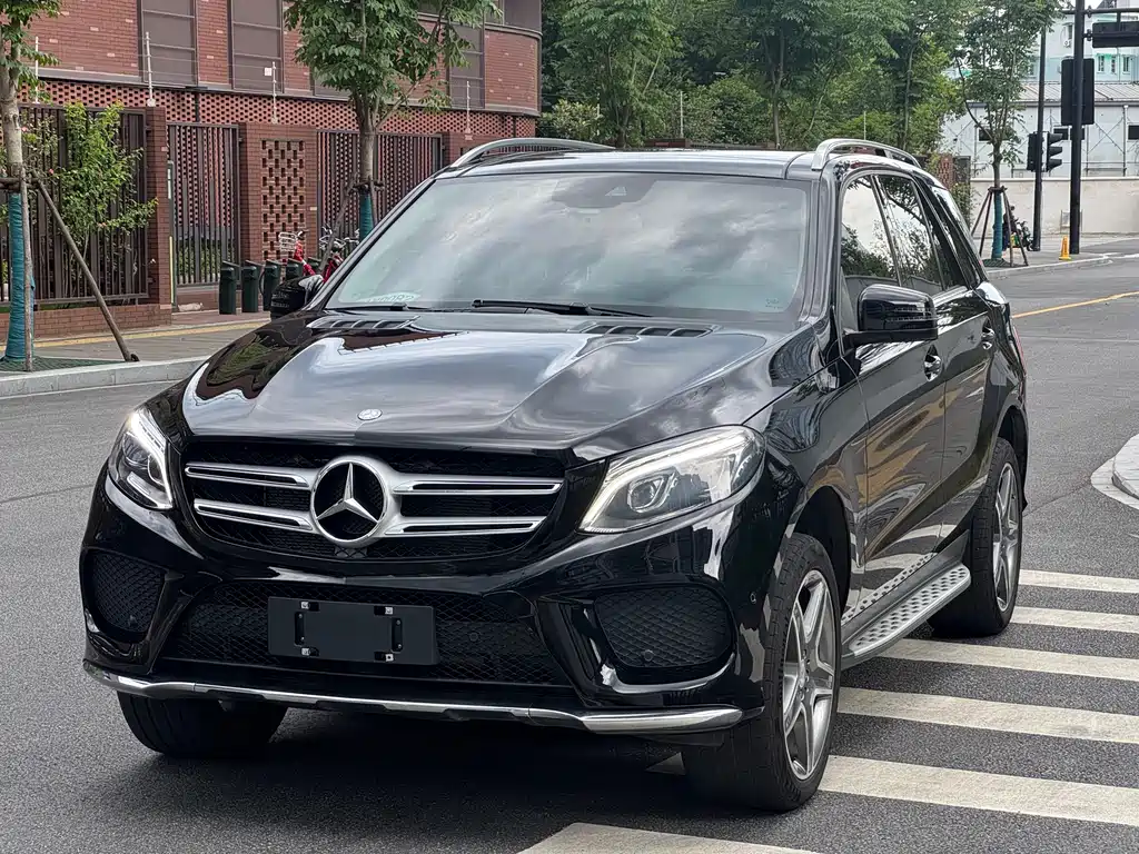 Mercedes-Benz GLE 2016