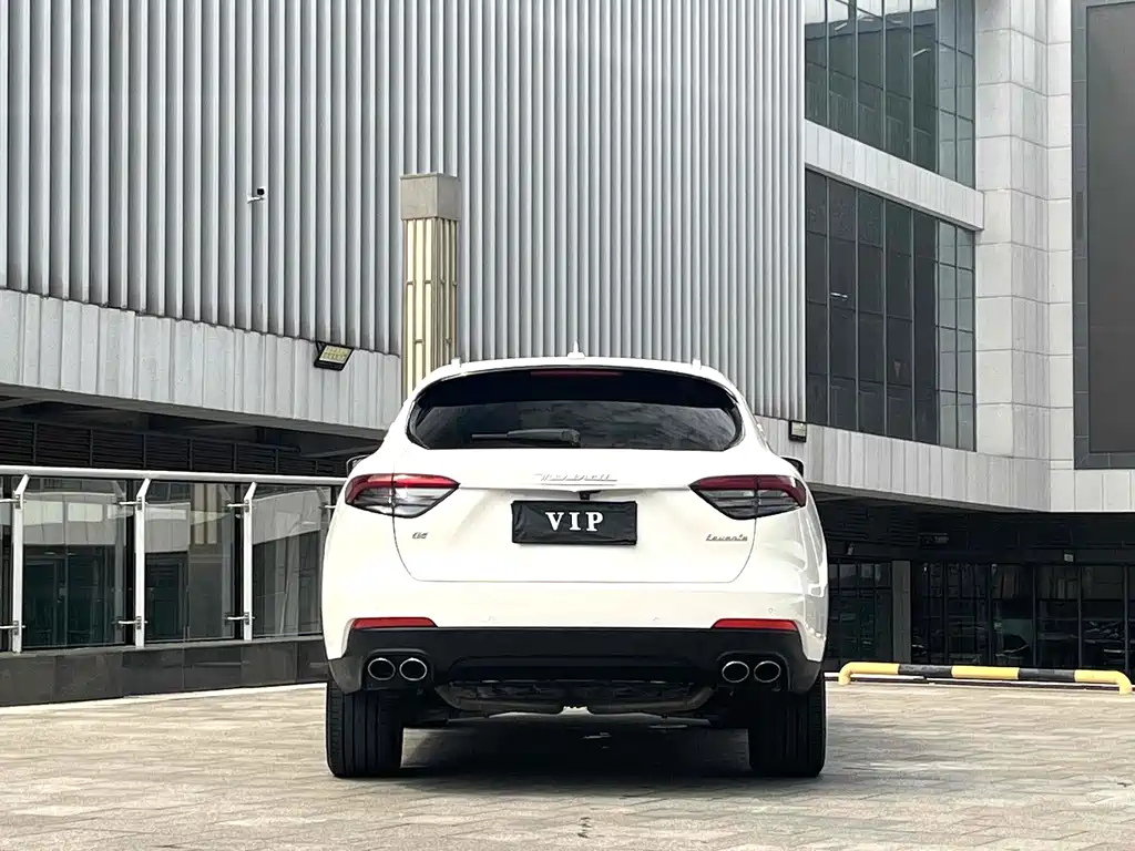Maserati Levante 2020 — фото 15