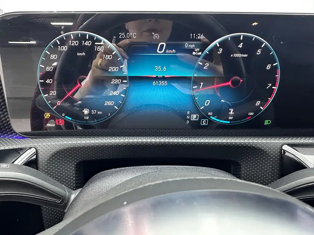 Mercedes-Benz A-Class 2023 — фото 11