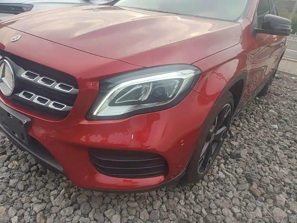 Mercedes-Benz GLA 2018 — фото 24