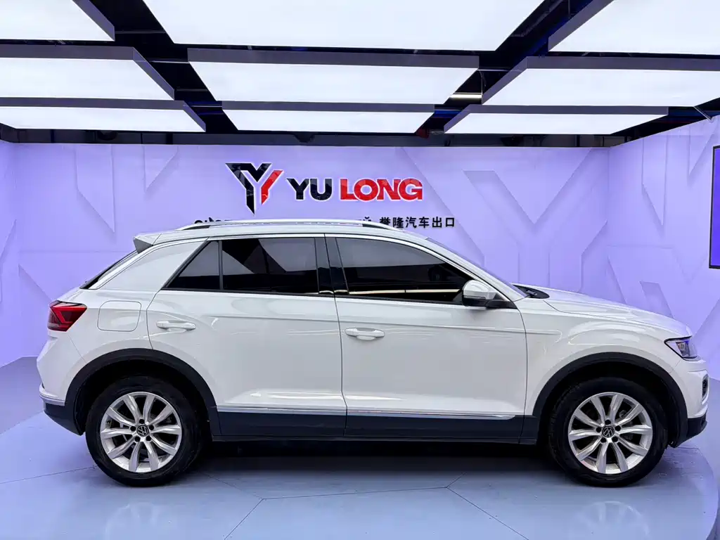 Volkswagen T-Roc 2022 — фото 7