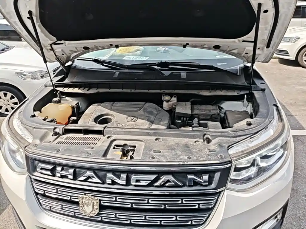 Changan CS95 2018 — фото 20