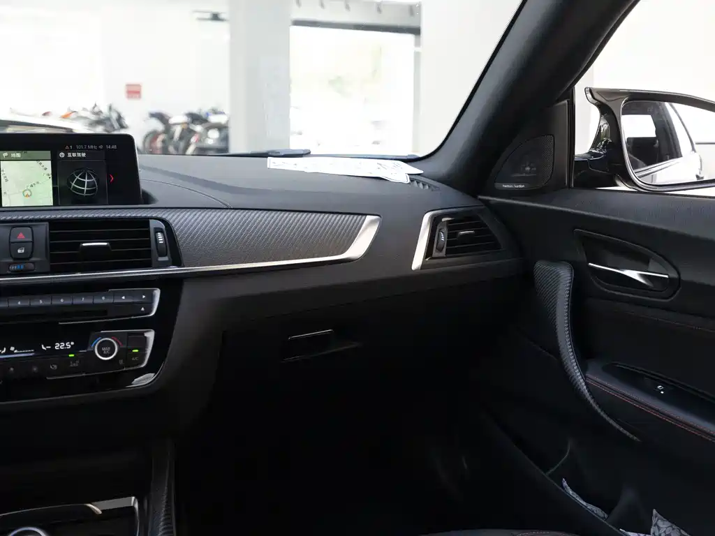 BMW M2 2020 — фото 11