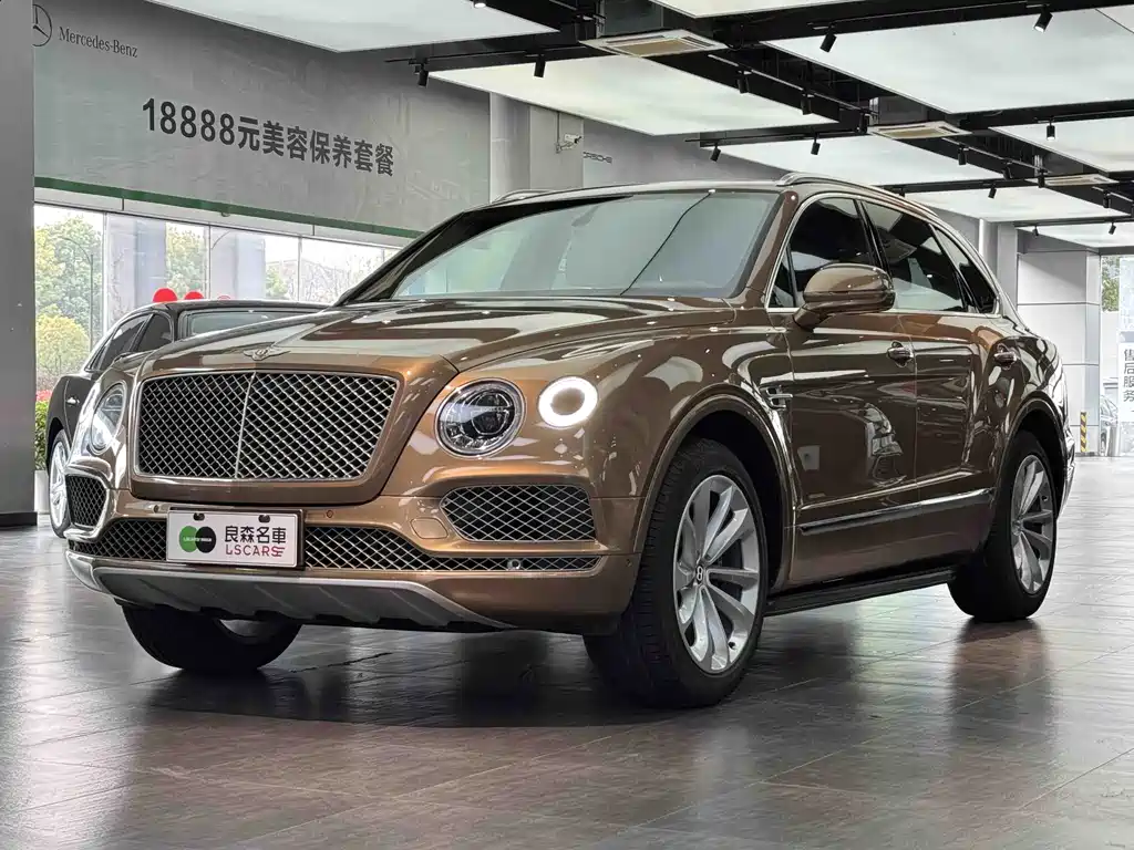 Bentley Bentayga 2019 — фото 1